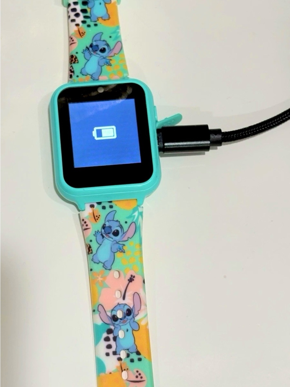 Disney Stitch Kids Smartwatch
Touchscreen, 40mm Blue, Silicone Band Needs USB
